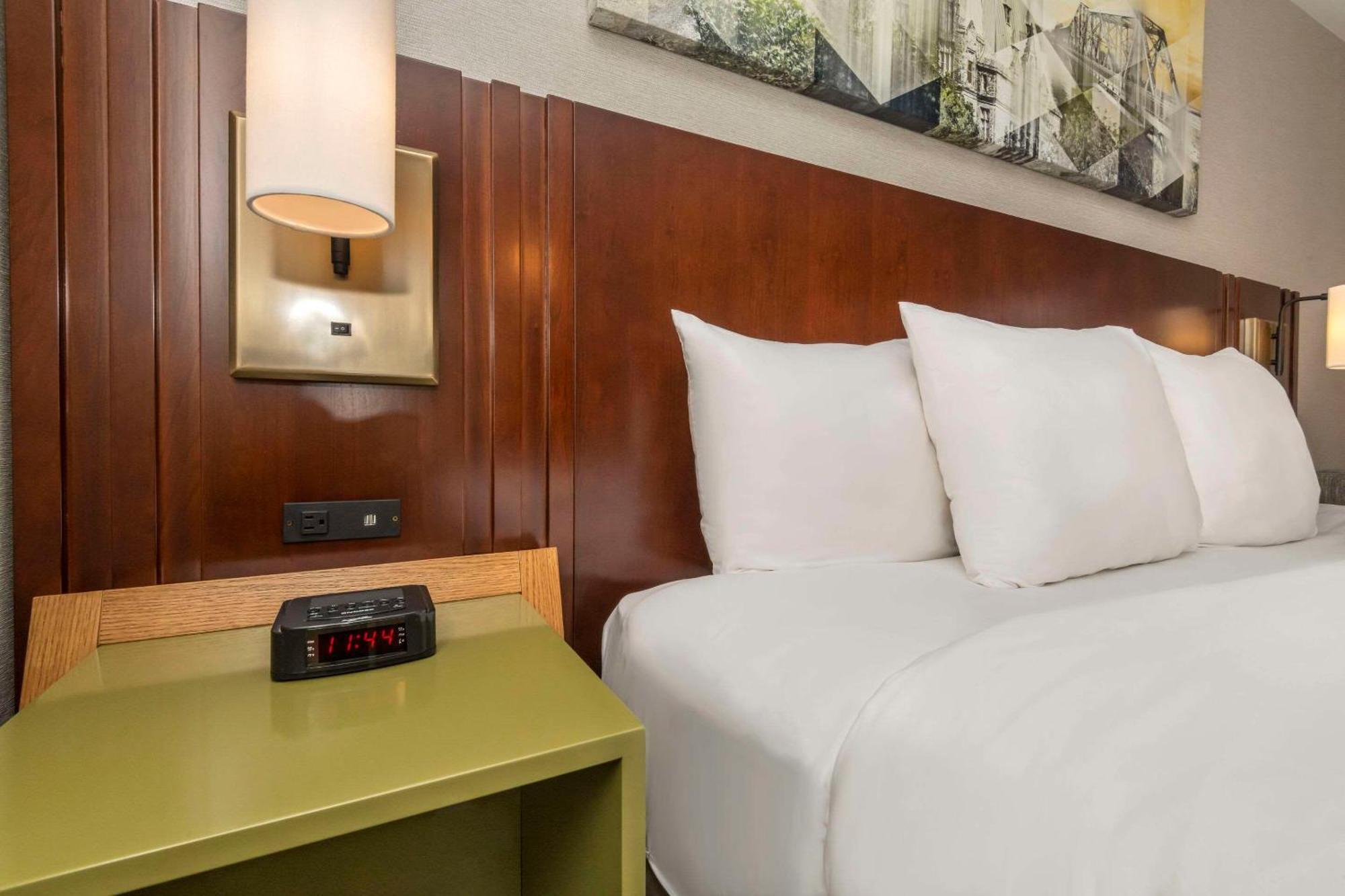 Comfort Inn Thunder Bay Kültér fotó